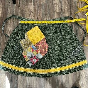 NWOT Vintage Hand-sewn Waist Apron with pocket